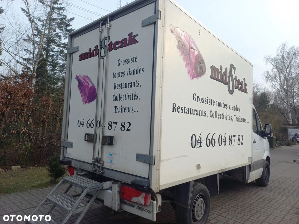Mercedes-Benz Sprinter - 9