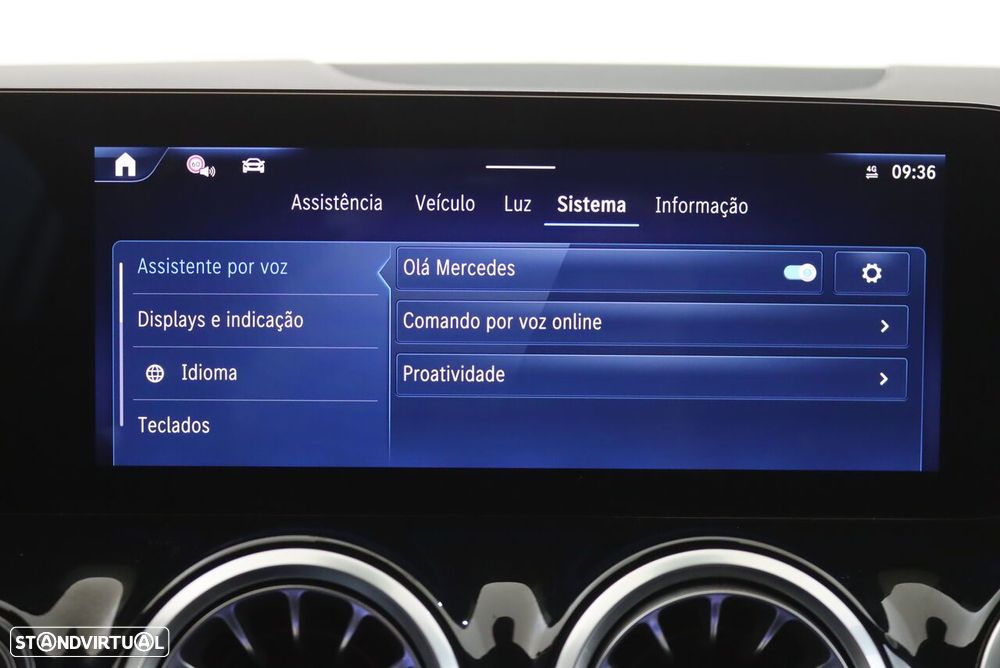 Mercedes-Benz A 250 e AMG Line - 34