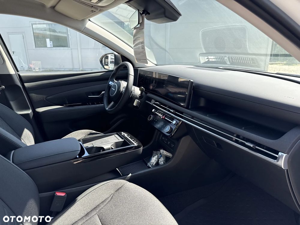 Hyundai Tucson 1.6 T-GDi HEV Executive 2WD - 18