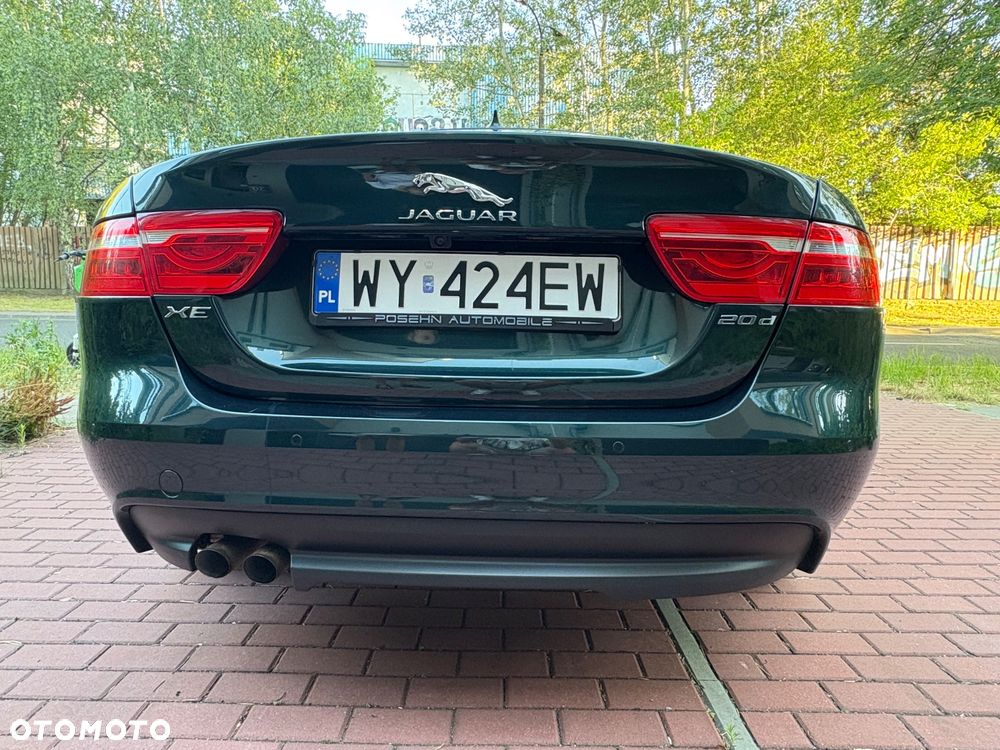Jaguar XE 2.0 D Prestige - 13