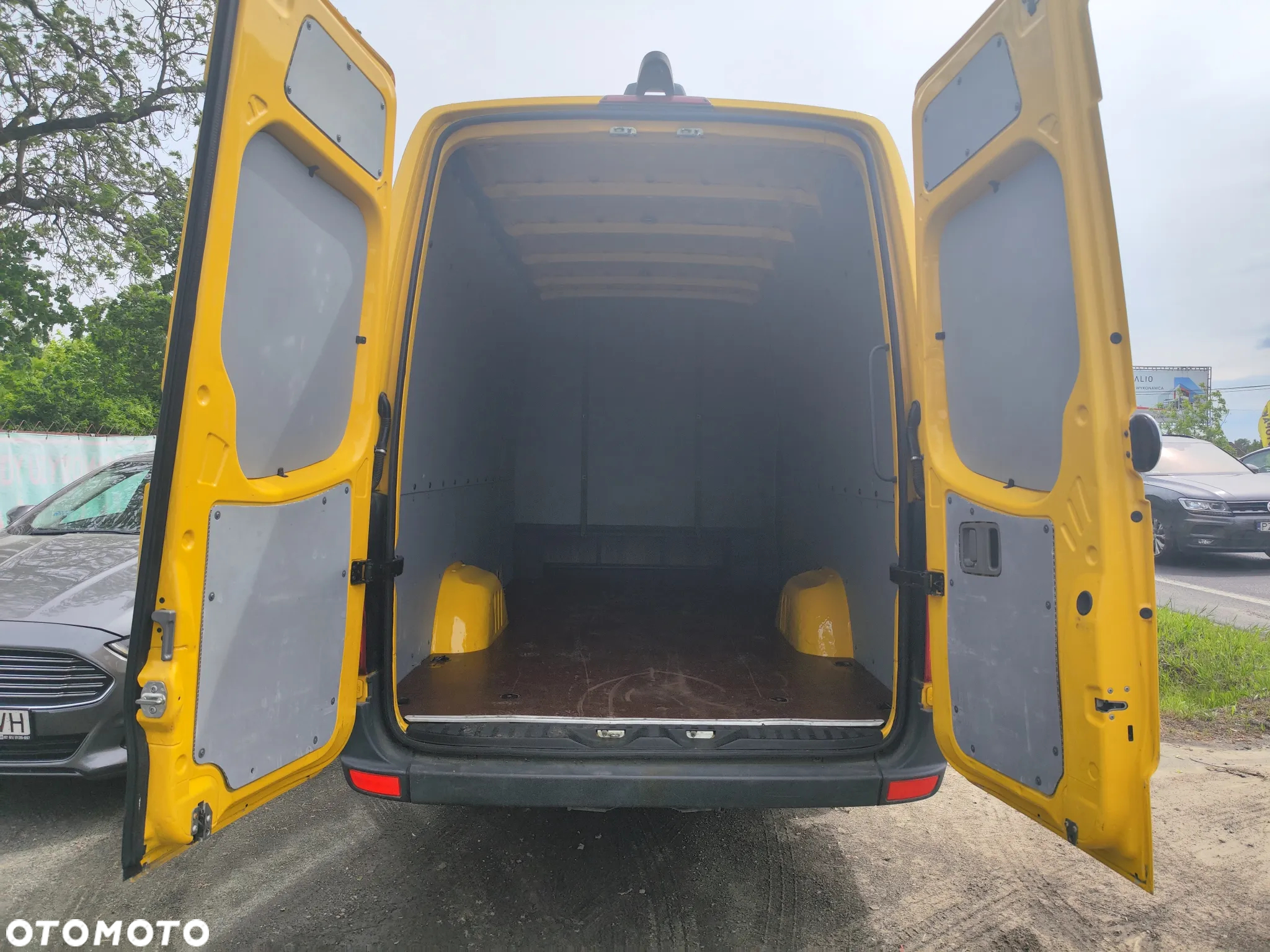 Volkswagen Crafter Wersja MAXI brygadówka 7osób - 9