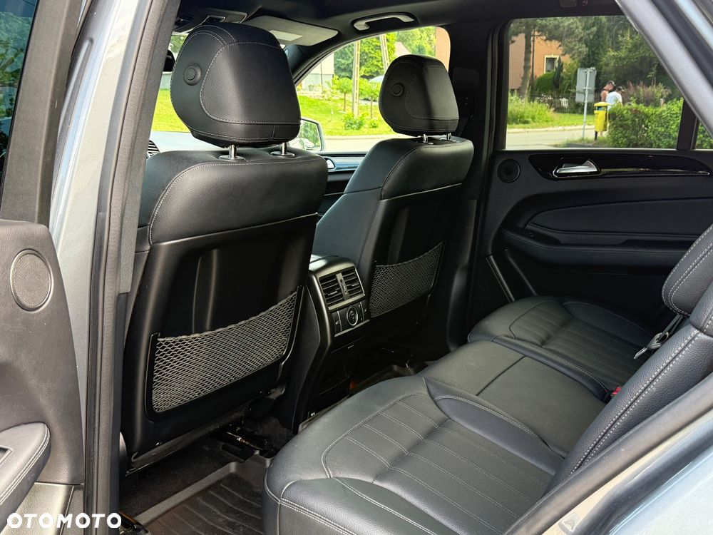 Mercedes-Benz GLE - 35