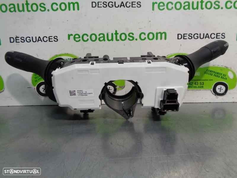 COMANDO LUZES RENAULT MEGANE IV FASTBACK 2017 -255678341R - 2