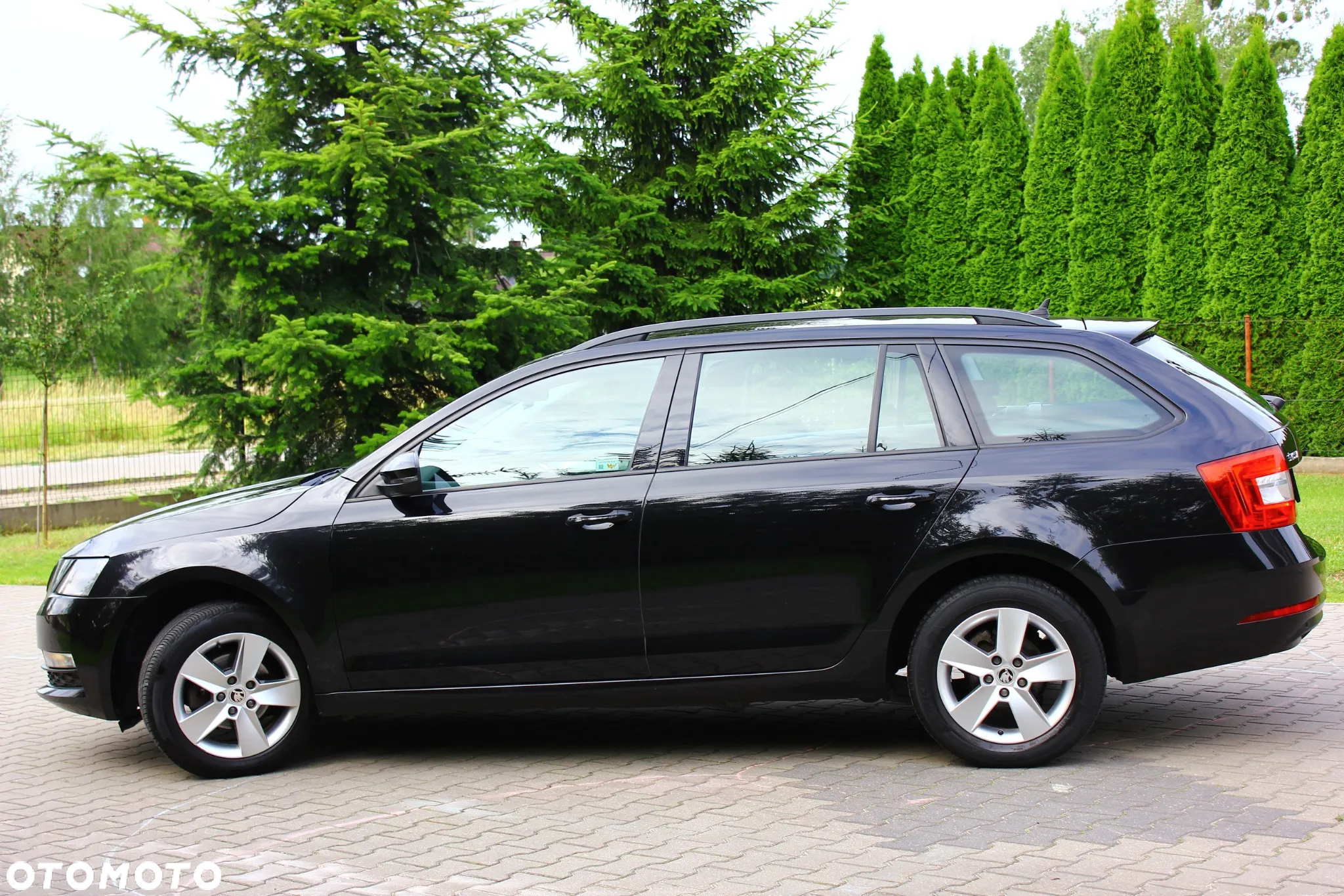 Skoda Octavia 1.6 TDI Ambition - 8
