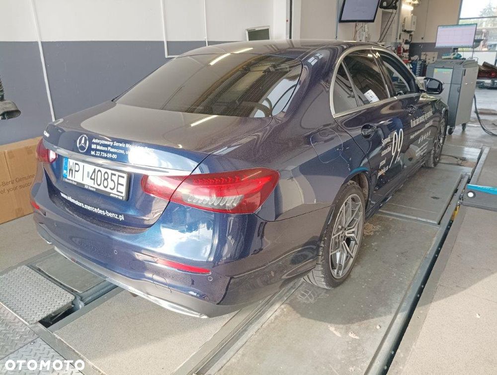 Mercedes-Benz Klasa E 200 AMG - 27