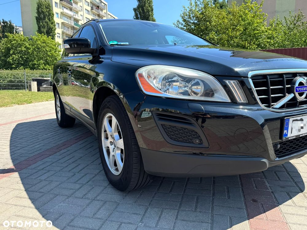 Volvo XC 60 D3 Momentum - 8