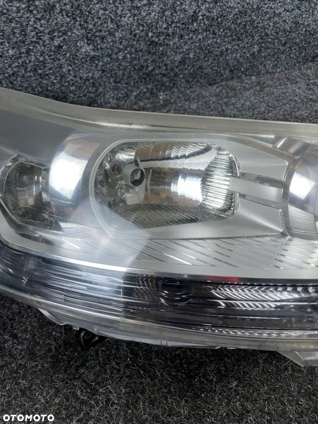 citroen c5 III X7 reflektor lampa prawy przód prawa przednia - 6