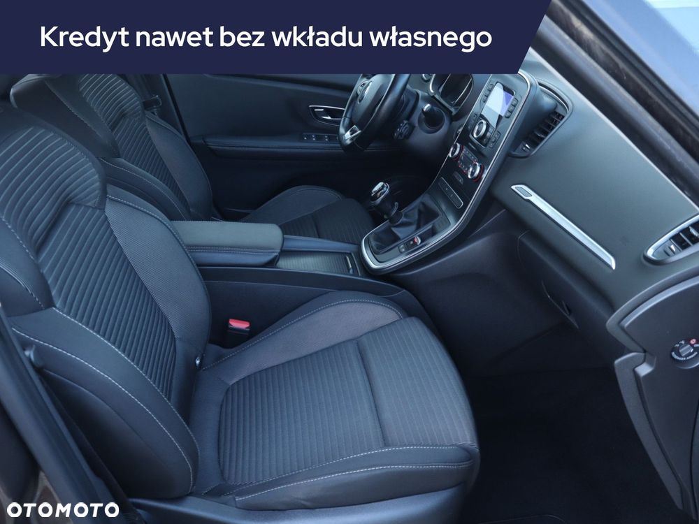 Renault Grand Scenic - 11