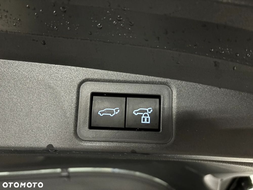 Toyota Corolla 1.8 Hybrid GR Sport Dynamic - 4