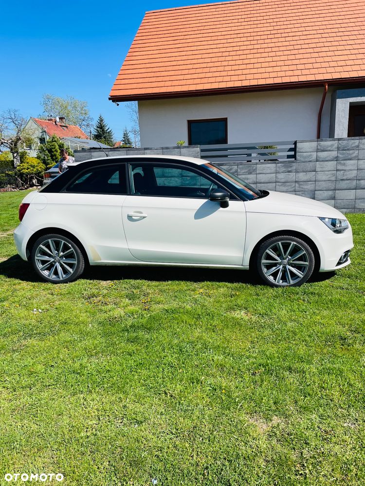 Audi A1 3-drzwiowe 1.2 TFSI admired - 4