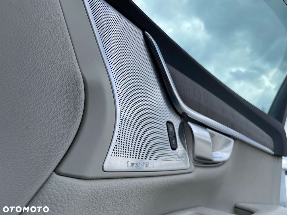 Volvo V90 Cross Country B5 D AWD Pro - 33