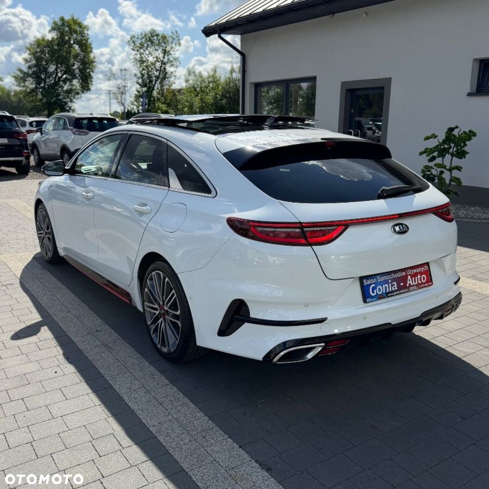 Kia ProCeed 1.6 T-GDI GT DCT - 8
