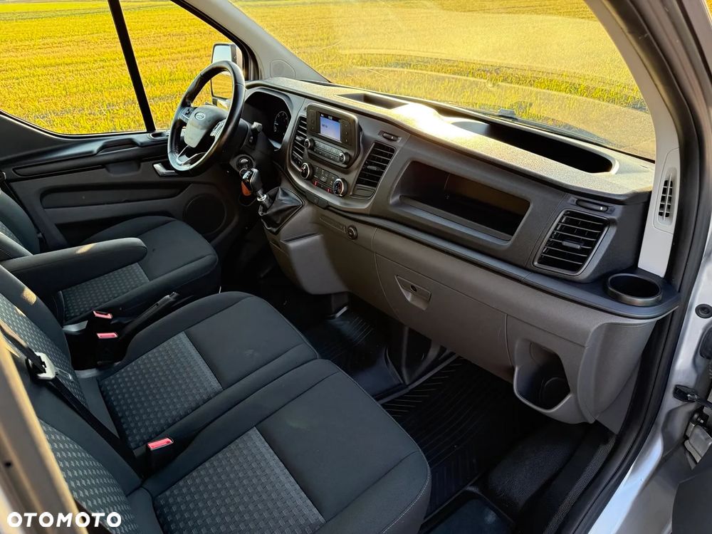Ford Transit - 26