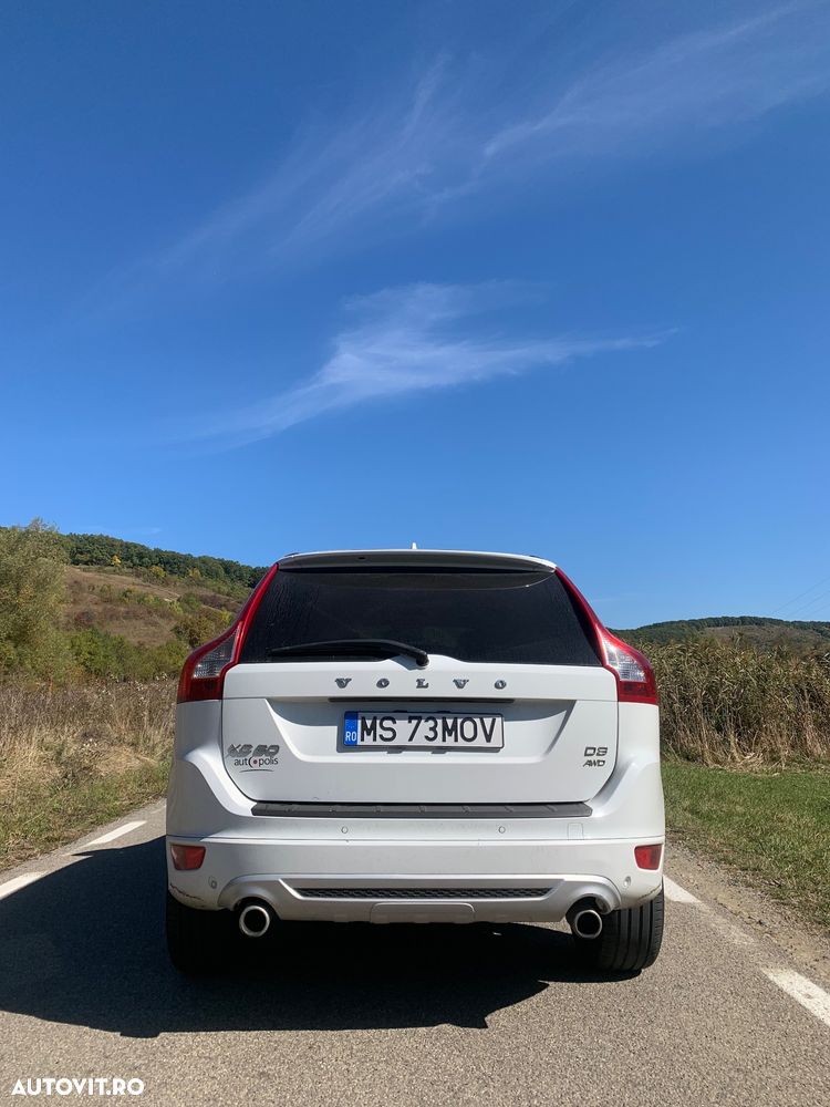 Volvo XC 60 D3 AWD R Design - 1