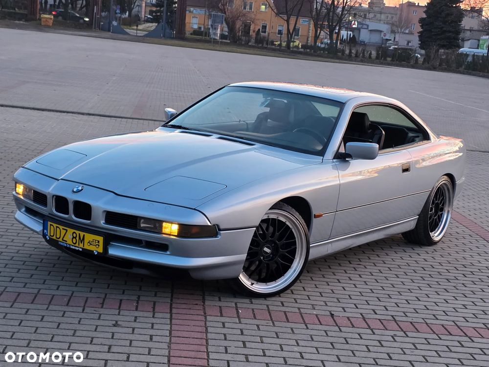 BMW Seria 8 - 7