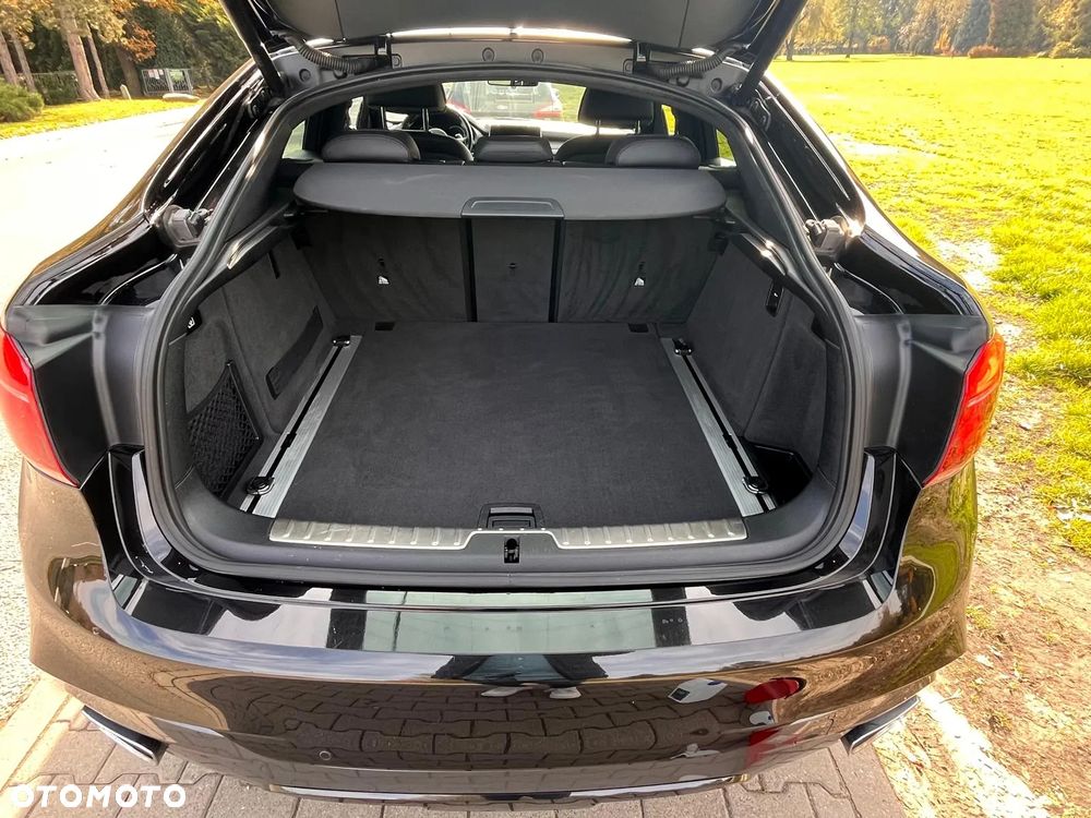 BMW X6 xDrive40d - 18