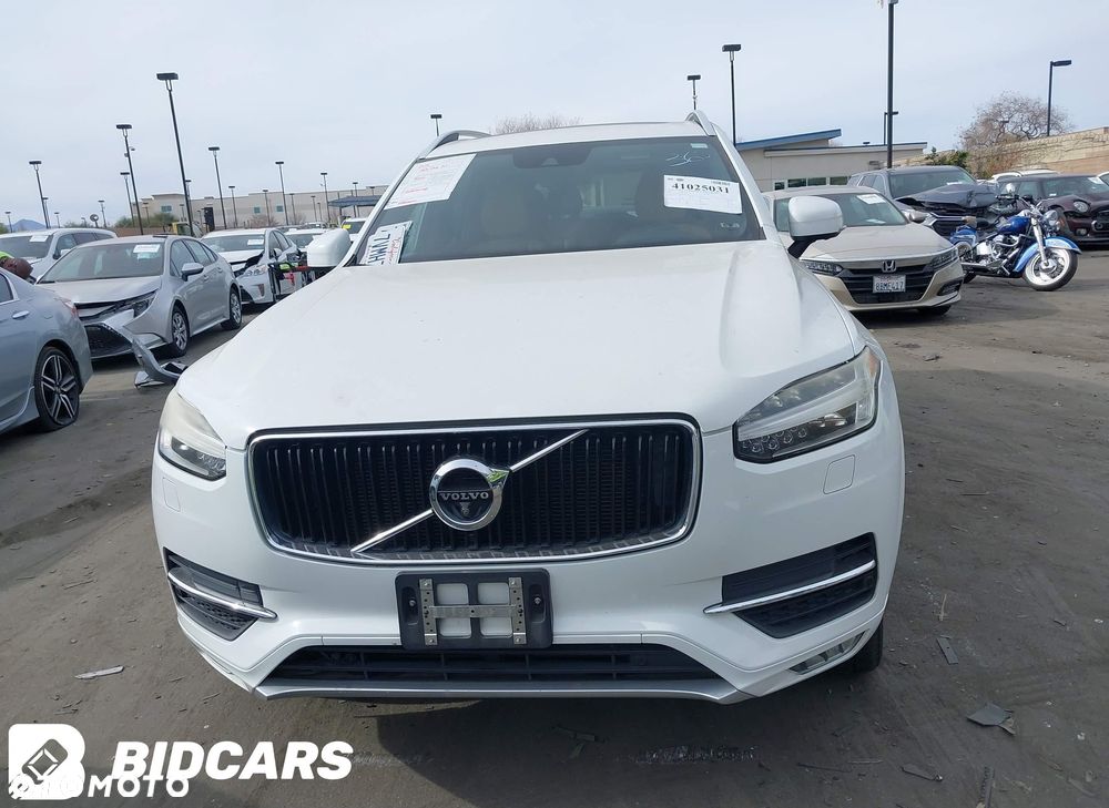 Volvo XC 90 - 6