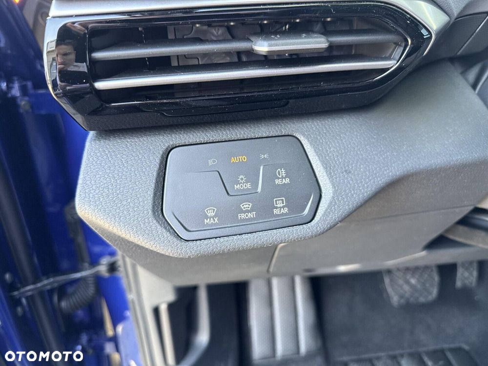 Volkswagen ID.4 - 25