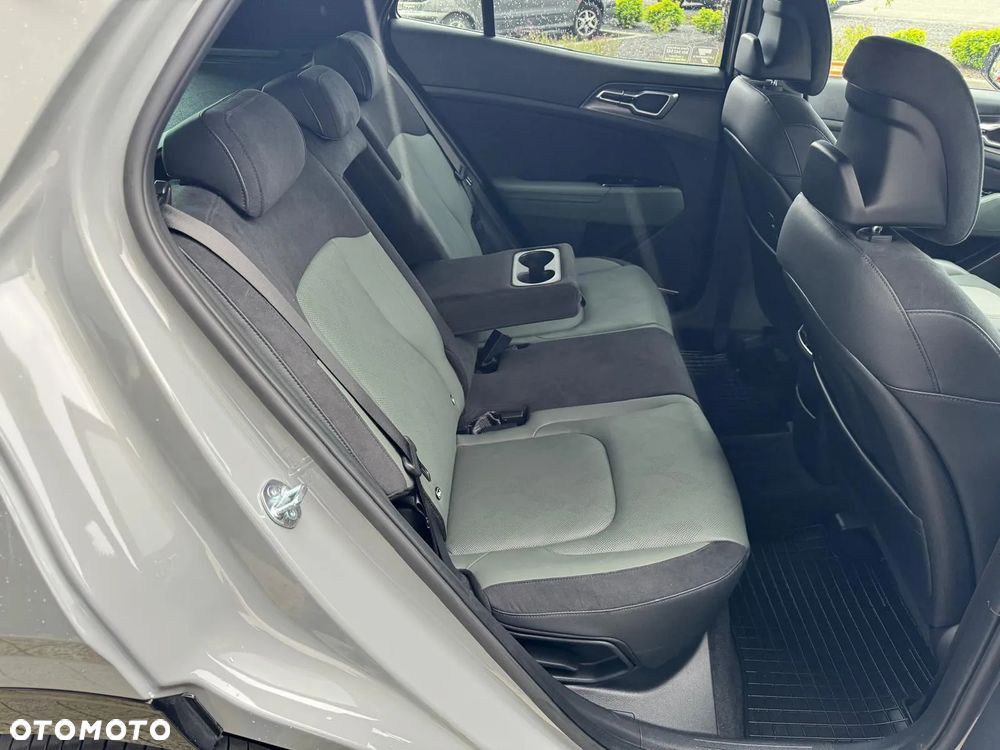 Kia Sportage 1.6 T-GDI Anniversary 2WD DCT - 18