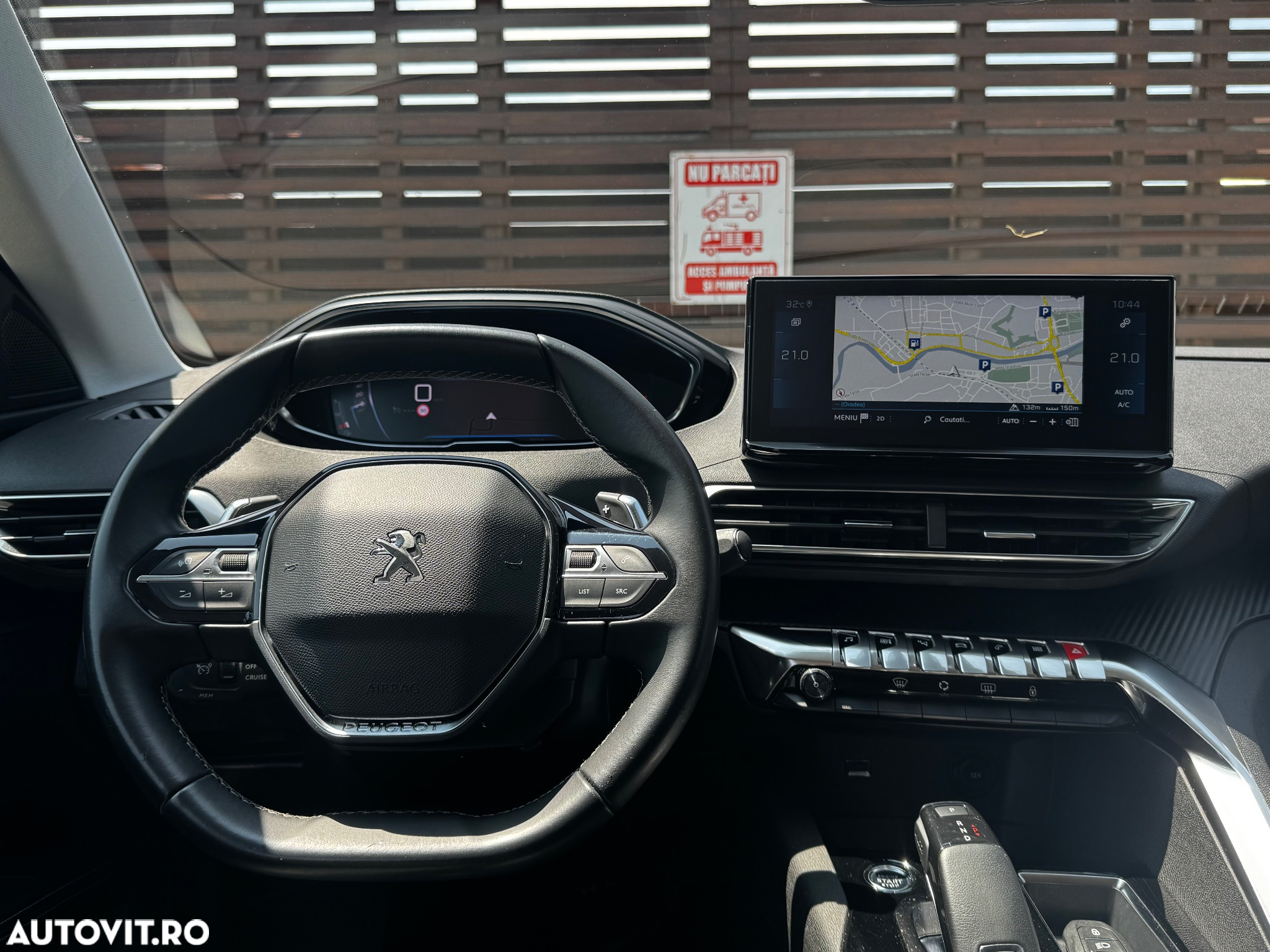 Peugeot 3008 PureTech 130 Stop & Start GPF EAT8 Allure - 16