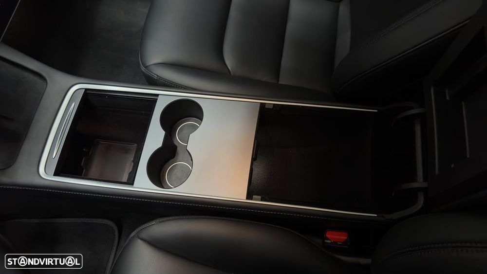 Tesla Model 3 Performance Dual Motor AWD - 34