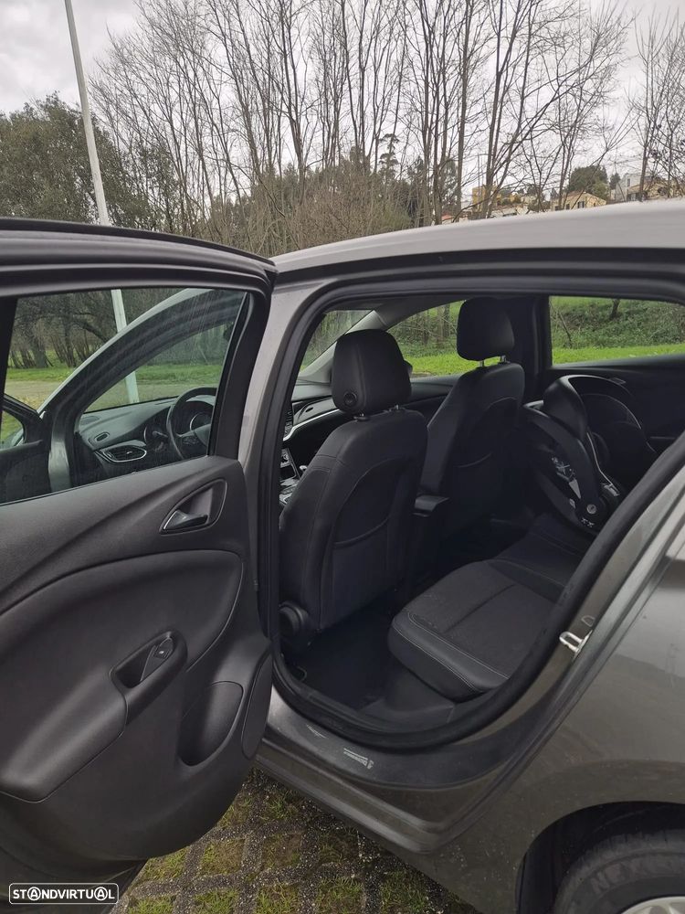 Opel Astra 2019 photo 3