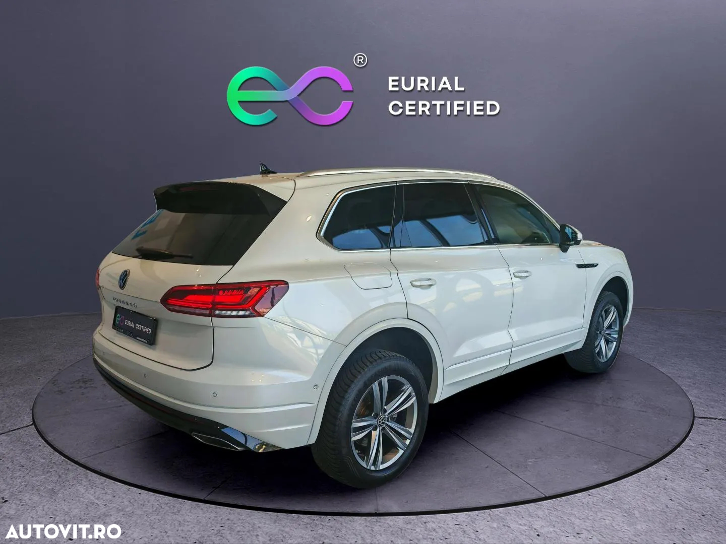 Volkswagen Touareg 3.0 V6 TDI 4Motion DPF Automatik Elegance - 4