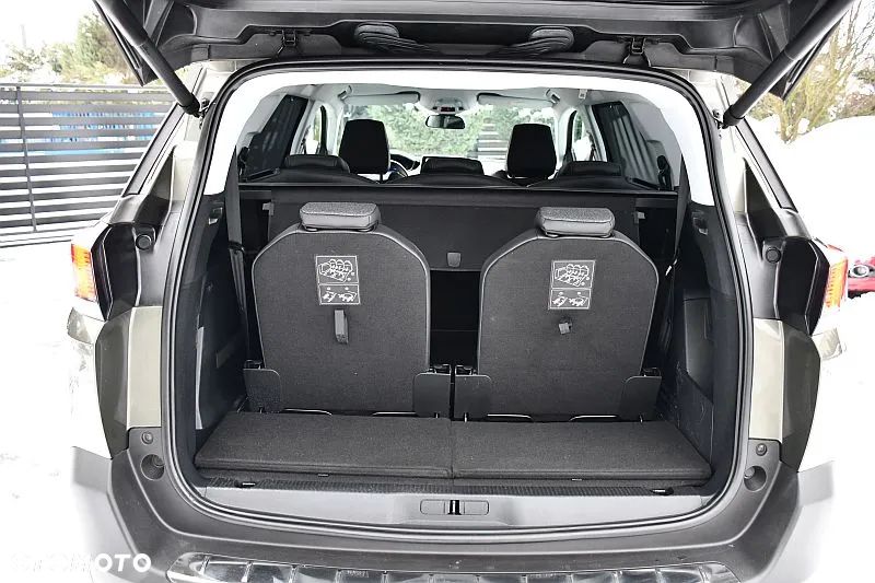 Peugeot 5008 BlueHDI 120 EAT6 Stop & Start Allure - 26