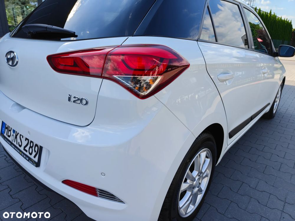 Hyundai i20 1.2 Passion - 20