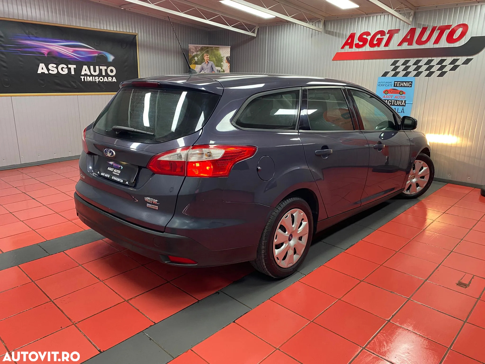 Ford Focus - 7
