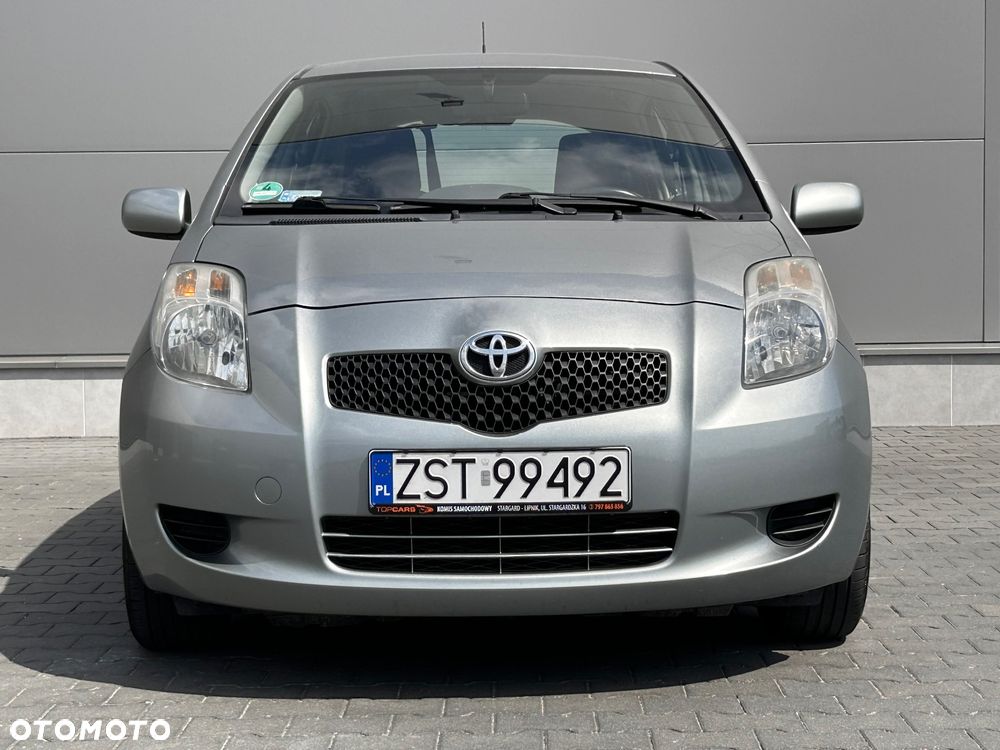 Toyota Yaris 1.3 Sol - 26