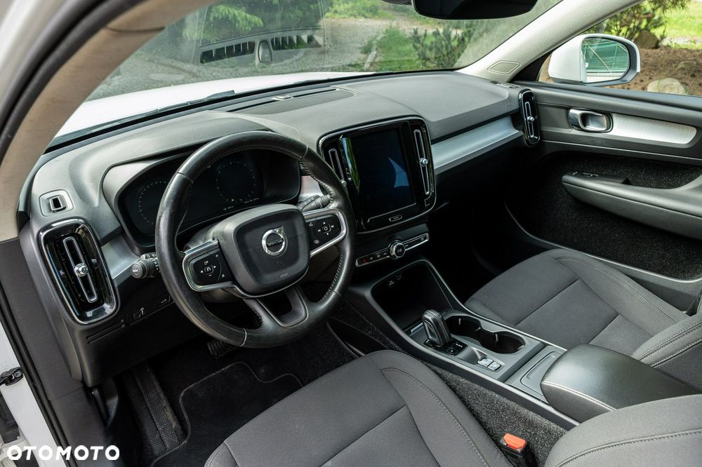 Volvo XC 40 D3 Momentum Pro - 6