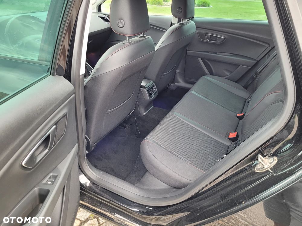 Seat Leon 2.0 TDI DPF FR Black Matt Edition - 6