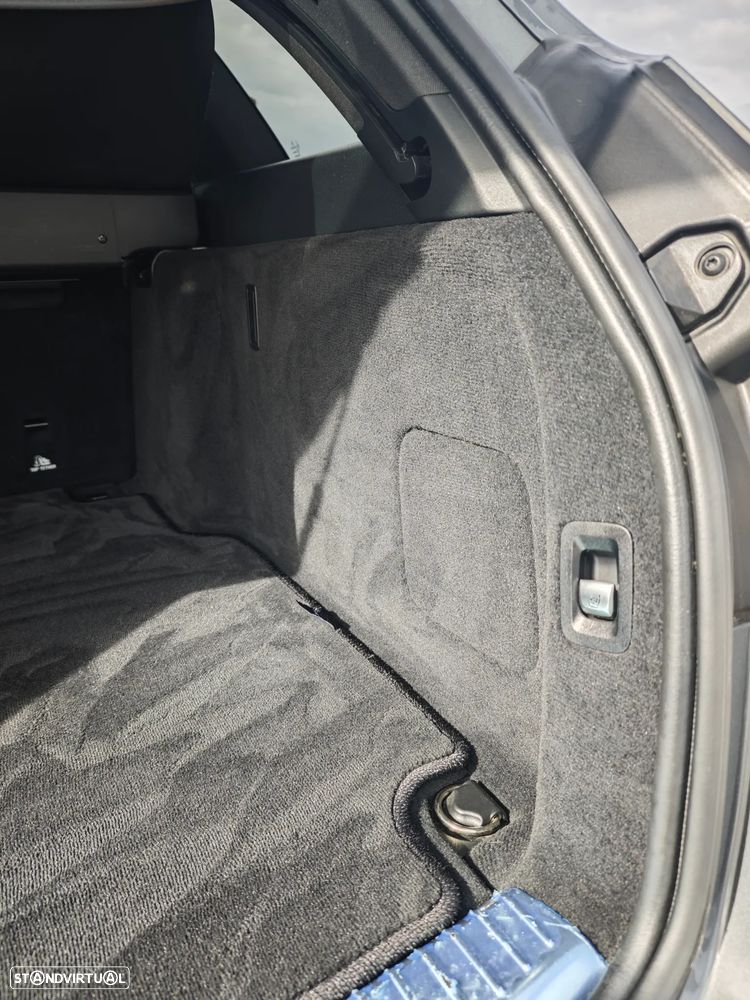 Mercedes-Benz C 220 d AMG Line - 36