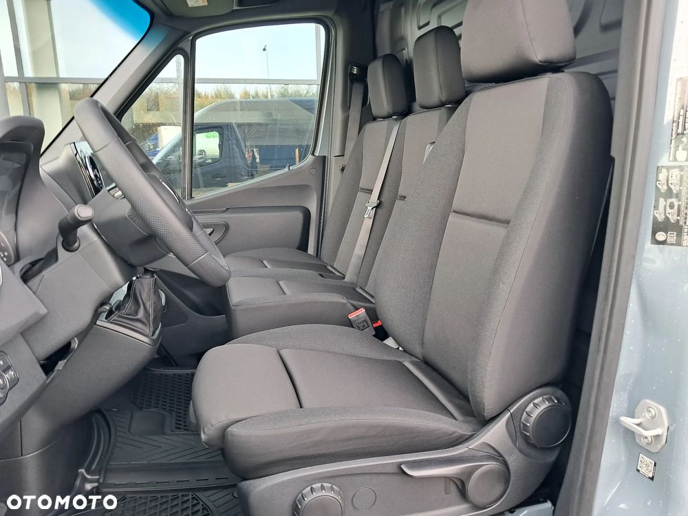 Mercedes-Benz Sprinter 315 CDI Furgon PRO długi 4325 mm L3H2 - 14