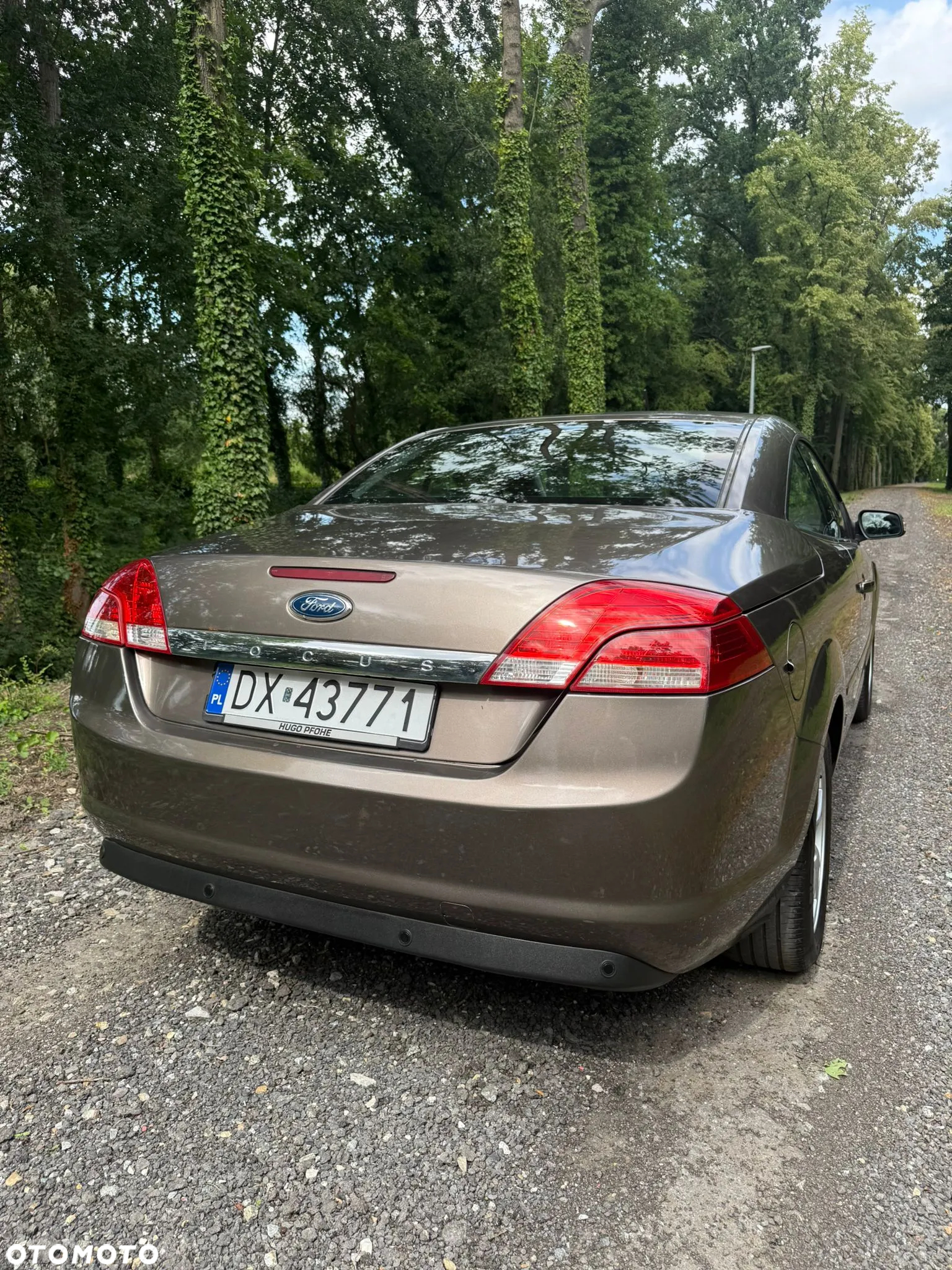 Ford Focus Coupe-Cabriolet 2.0 TDCi DPF Titanium - 12