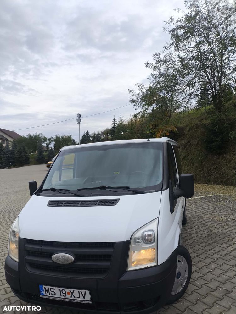 Ford Transit 2009 photo 2