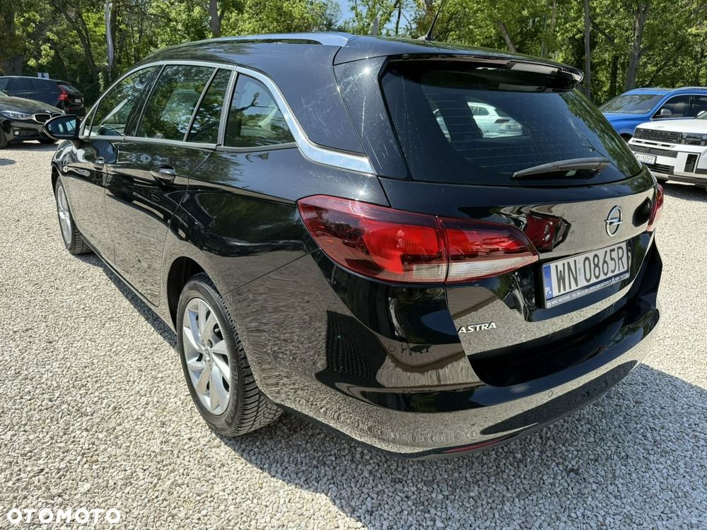 Opel Astra 2022