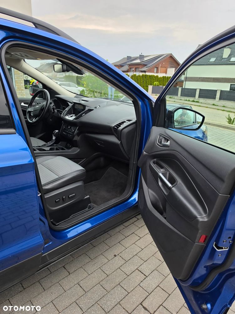Ford Escape - 28