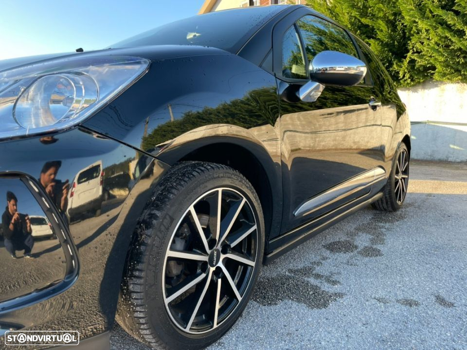 Citroën DS3 1.6 e-HDi So Chic - 12