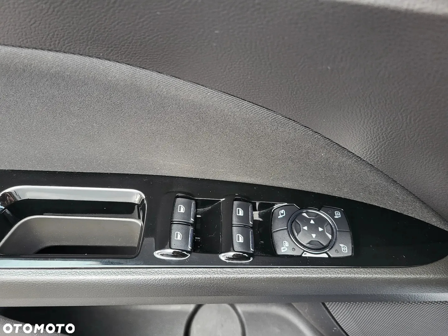 Ford Mondeo - 16