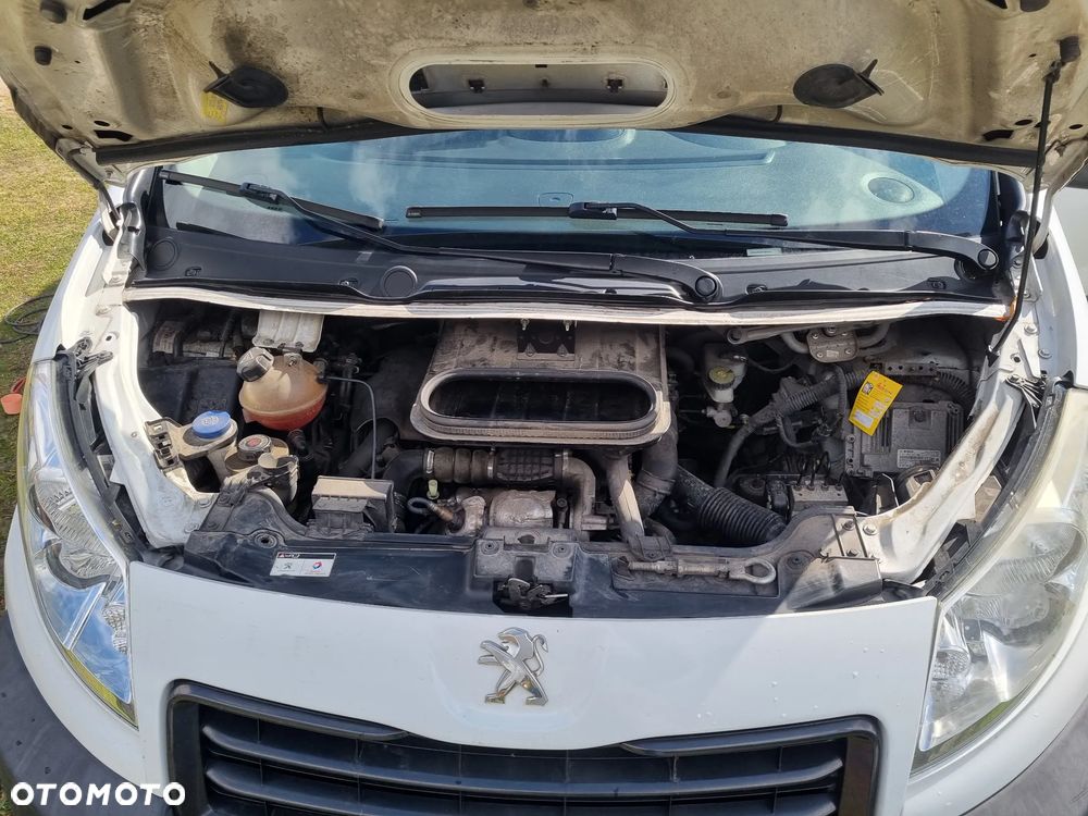 Peugeot Expert - 8