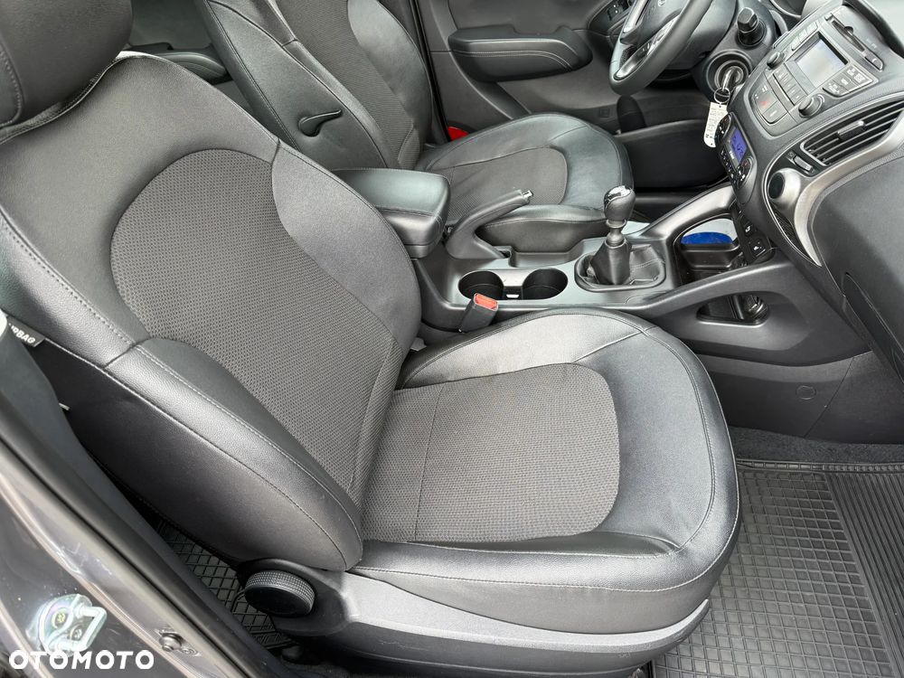 Hyundai ix35 - 22