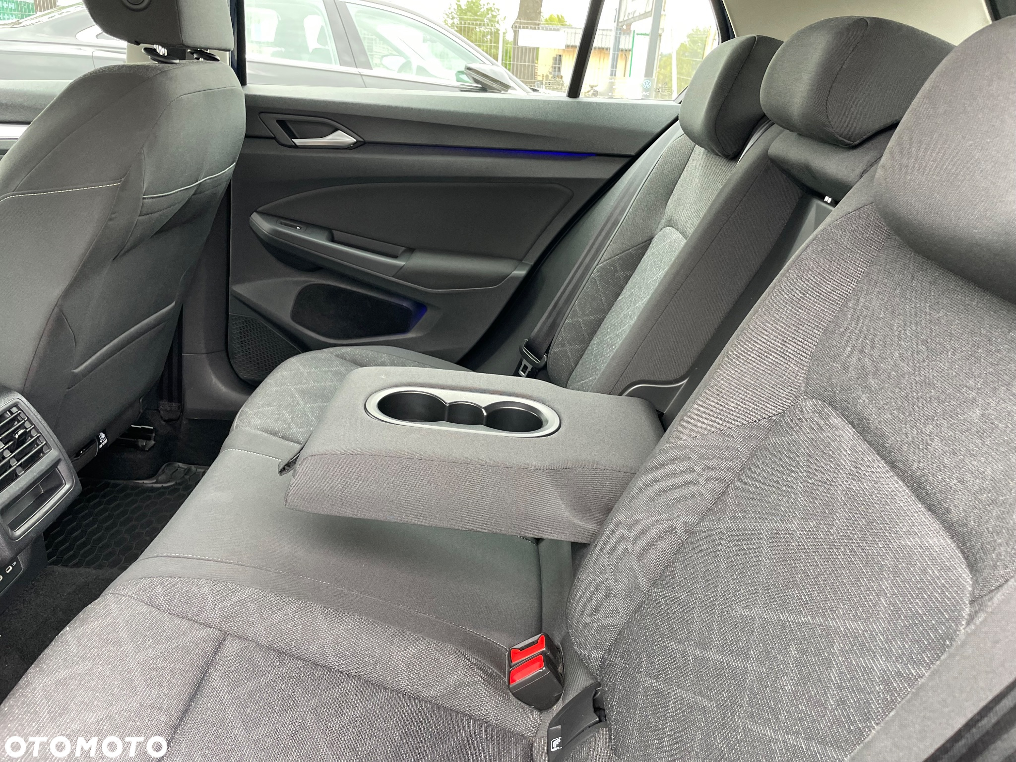 Volkswagen Golf VIII 1.5 TSI EVO Life - 25