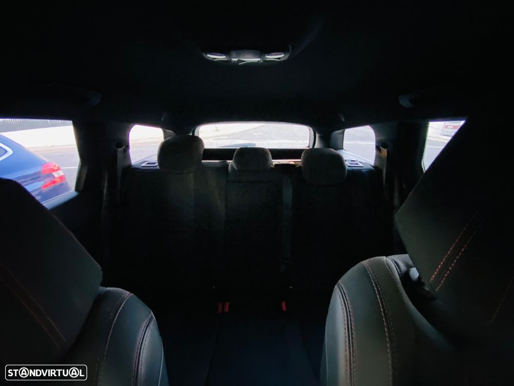 Peugeot 308 SW 1.5 BlueHDi GT EAT8 - 15