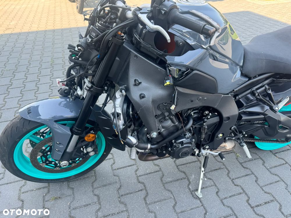 Yamaha MT - 3