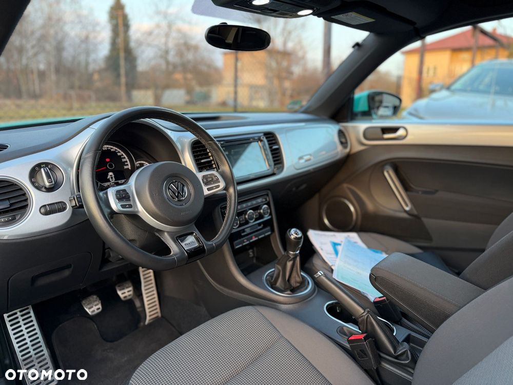 Volkswagen Beetle 1.2 TSI Karmann - 24