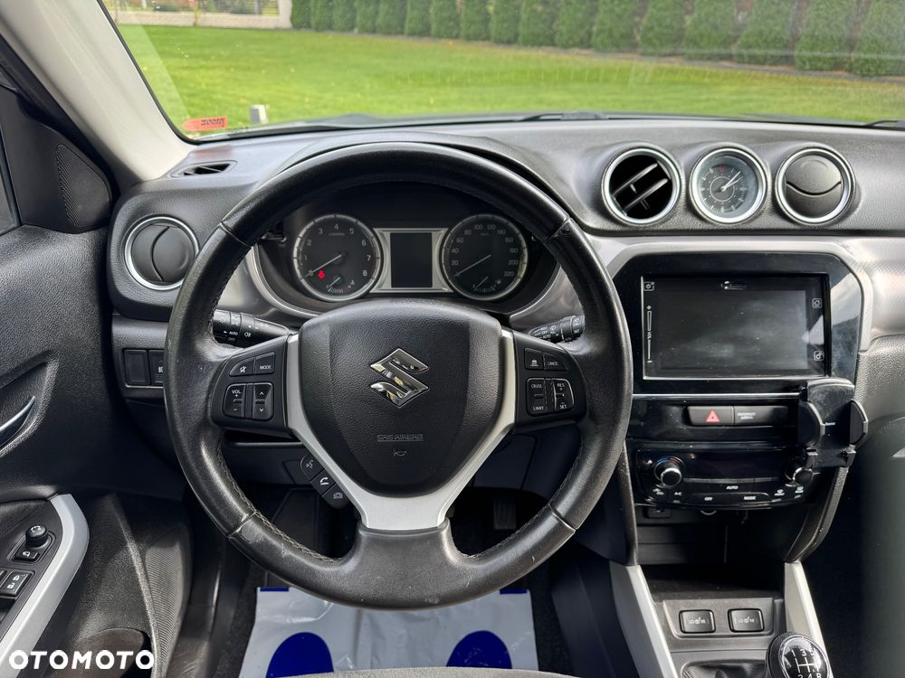 Suzuki Vitara 1.6 (4x2) Comfort+ - 38