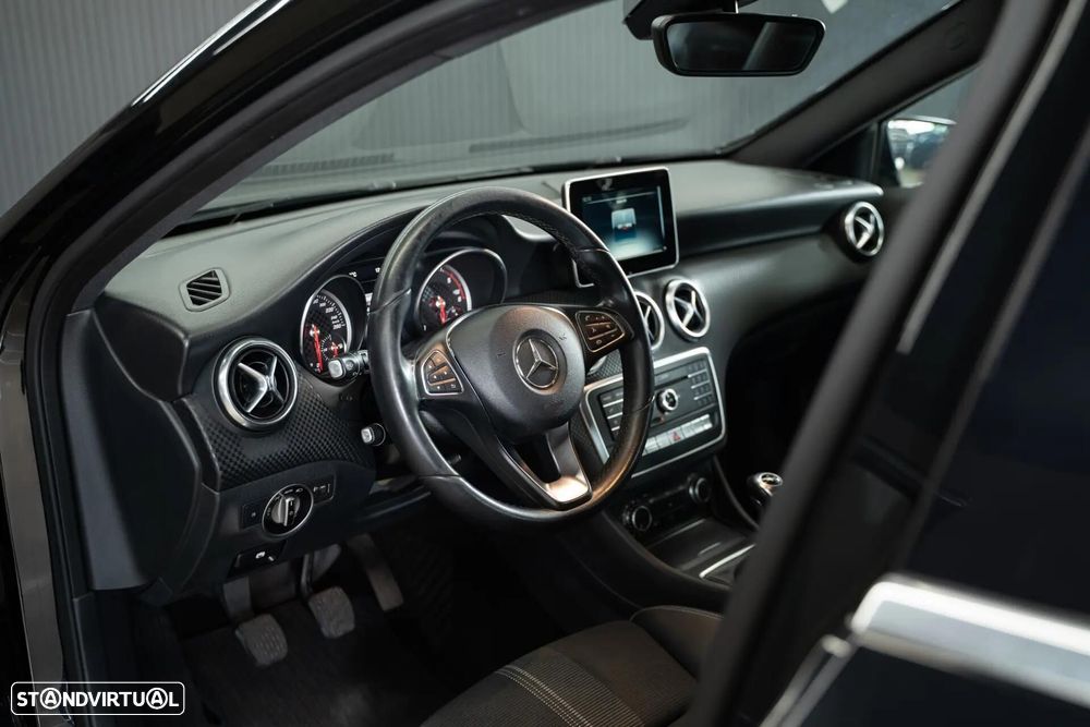 Mercedes-Benz A 180 - 18