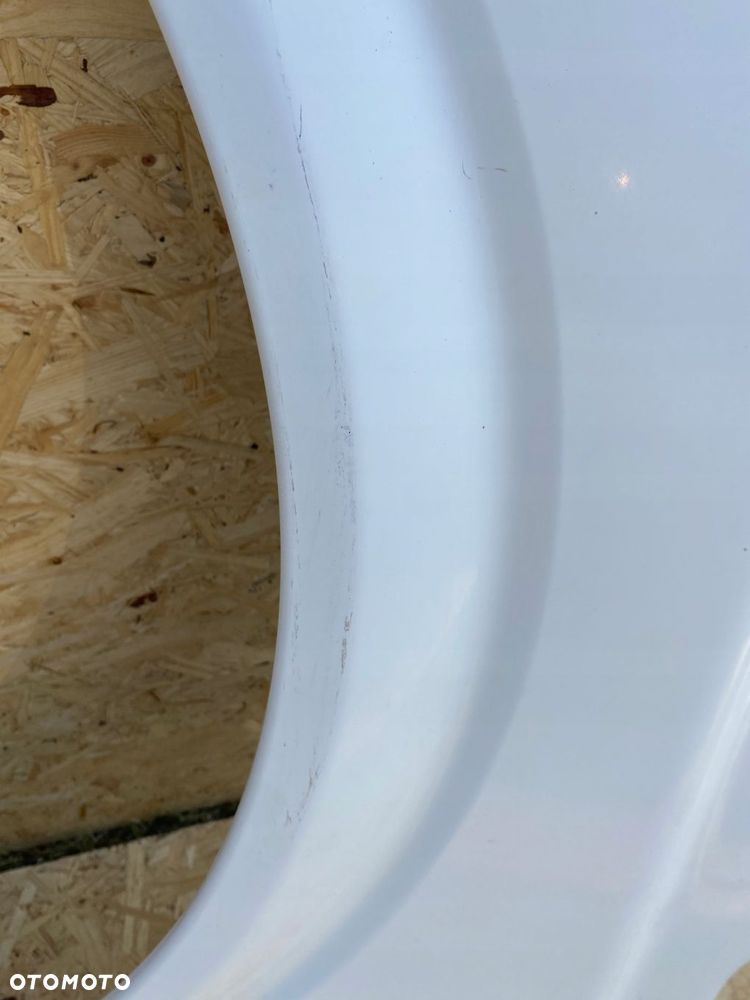 błotnik lewy mercedes vito w639 a6396304607 - 3